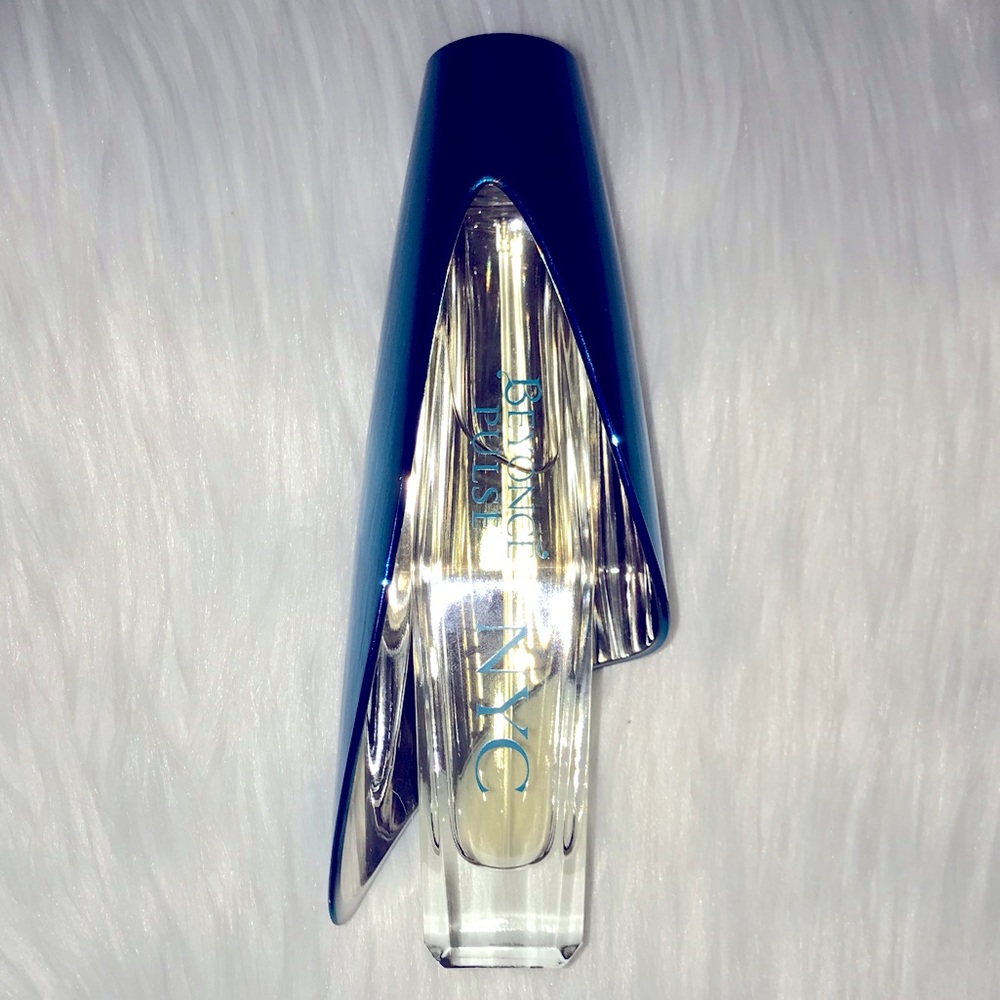 New In Box Beyonce Pulse Nyc Eau de Parfum Spray, 1.7 Ounce